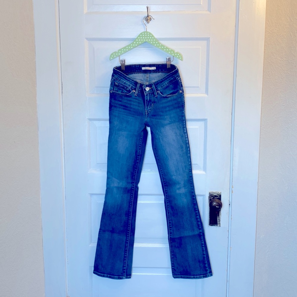 These jeans have been worn a couple times and are in great condition!